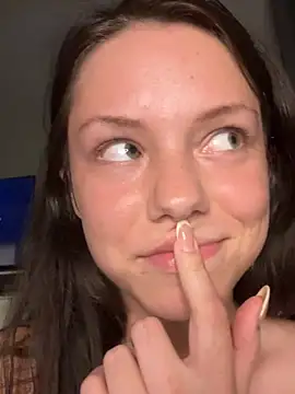 lilbbyily naked stripping on cam for live sex video chat