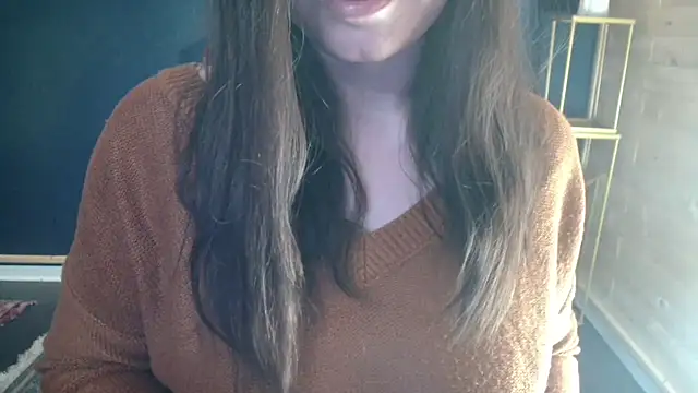 NicoleLove_ naked stripping on cam for live sex video chat