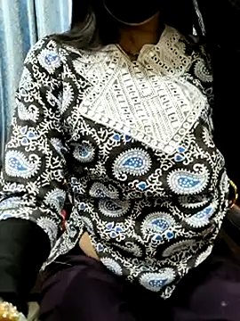 Radhika_gupta9 naked stripping on cam for live sex video chat