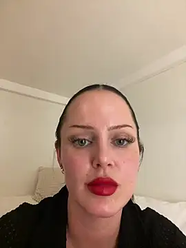 molotovmami naked stripping on cam for live sex video chat