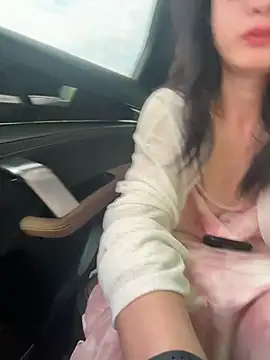 weiwei103 naked stripping on cam for live sex video chat